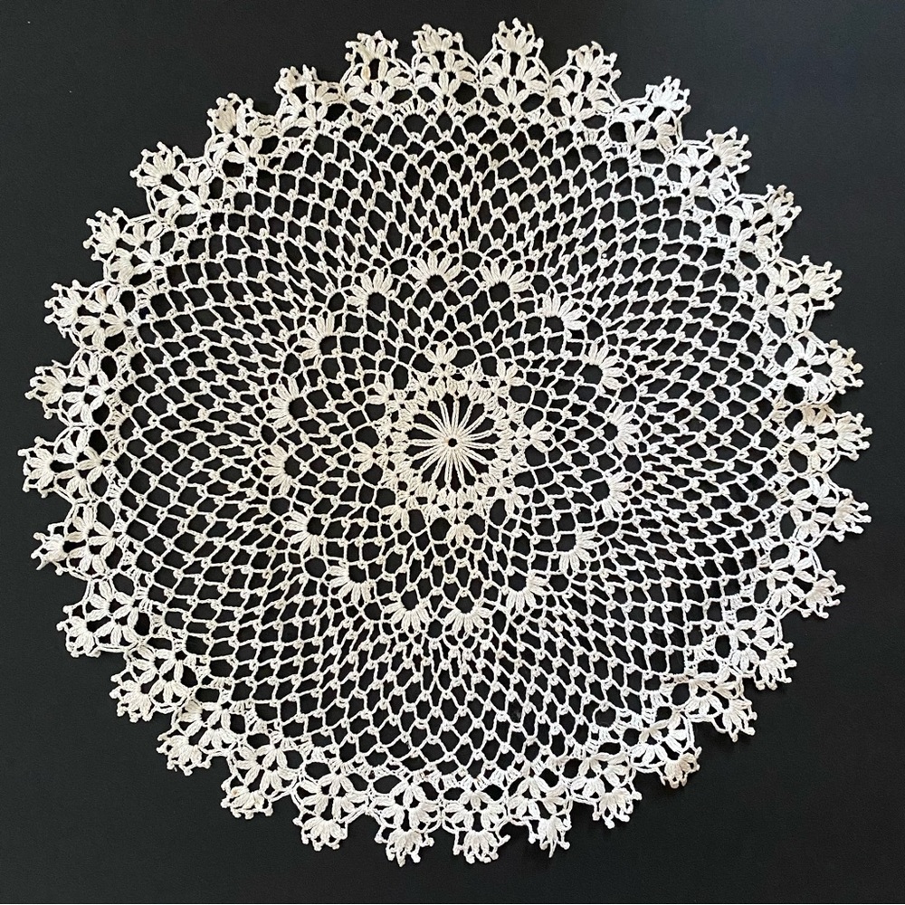 Vintage Round Crochet Lace Doily 17”